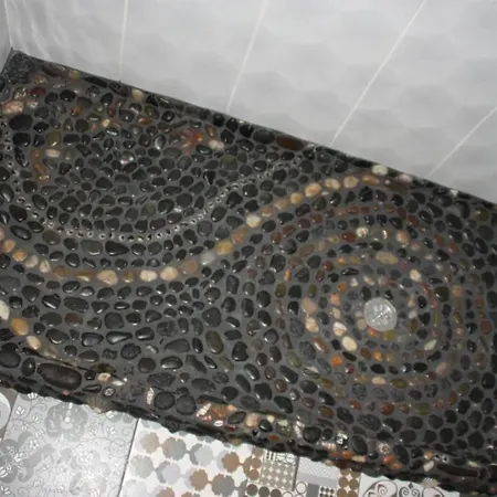 The White House With Pool -