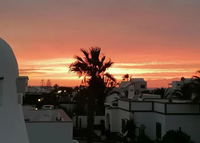 The White House With Pool - Appartement