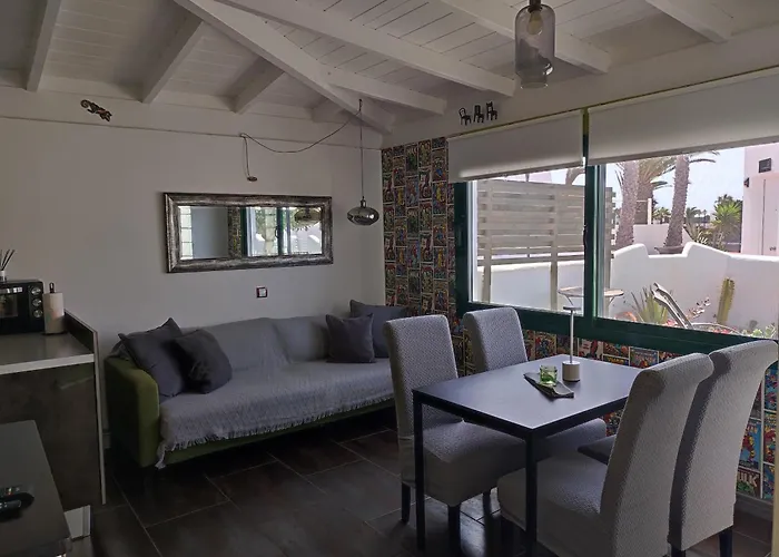 The White House With Pool - *